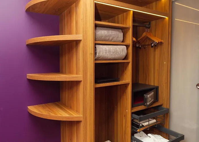 Bohemia & - Adults Only Otel