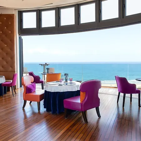 Готель Bohemia & - Adults Only